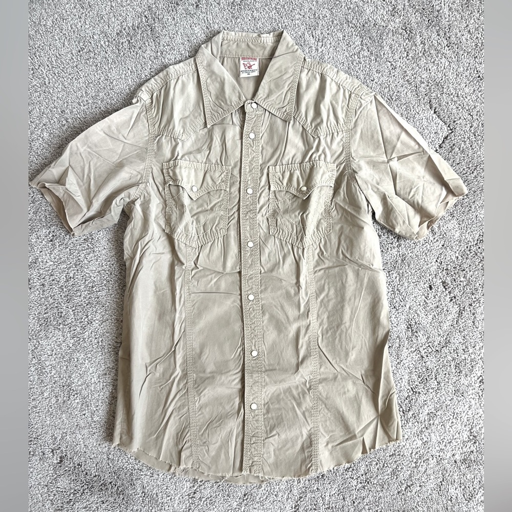 True Religion Short Sleeve Button Up | size XL | Khaki